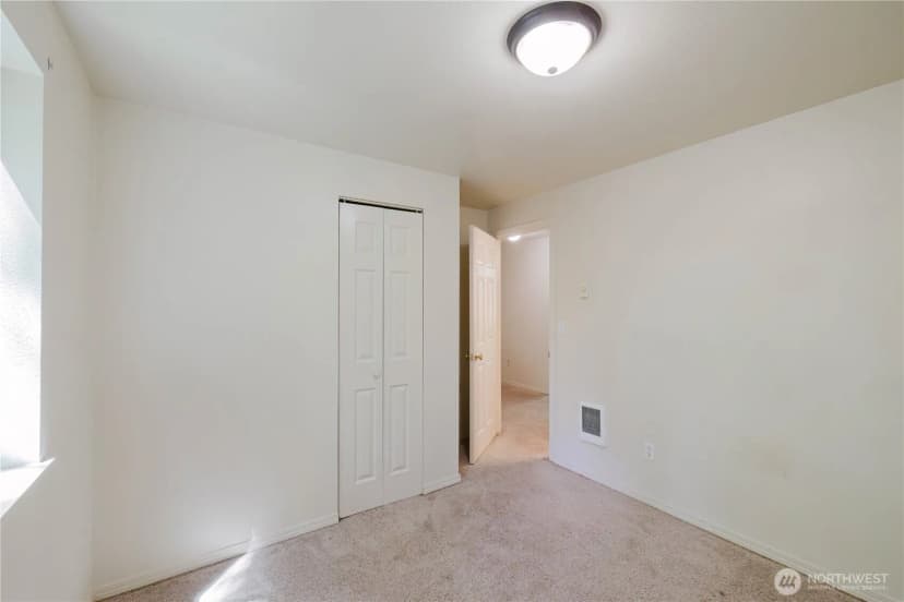 Property photo for 7201 9th Court Se, Lacey photo 25