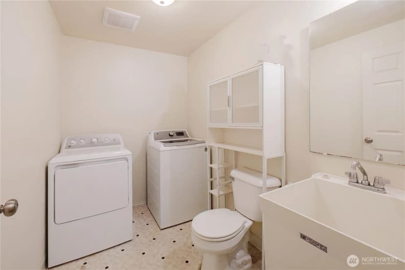 Property photo for 7201 9th Court Se, Lacey photo 18