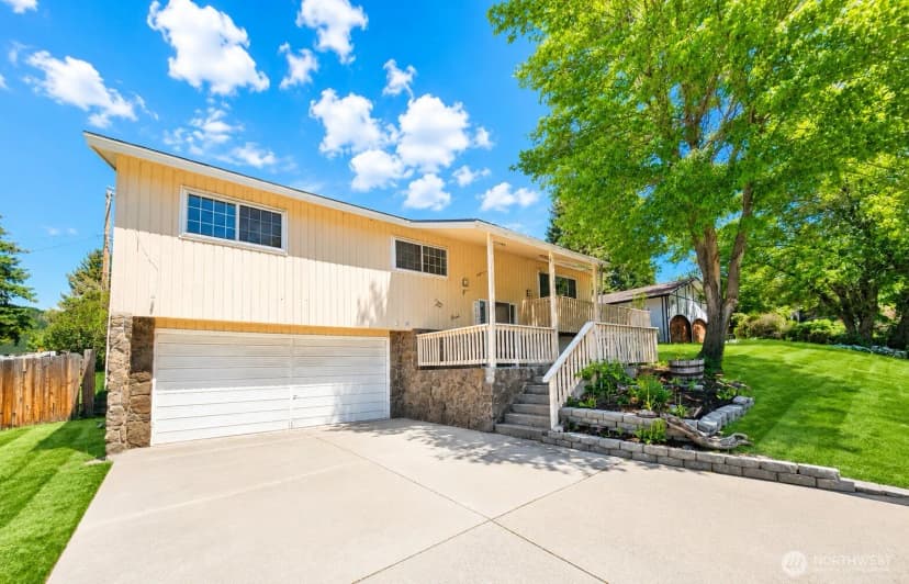 Property photo for 1321 E Elep Avenue, Colville