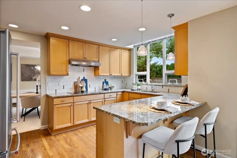 Property photo for 6041 118th Avenue Se, Bellevue photo 10