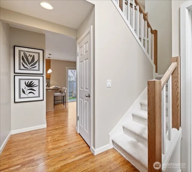 Property photo for 6041 118th Avenue Se, Bellevue photo 4