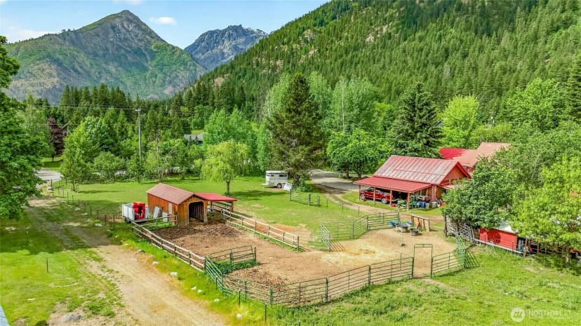 Property photo for 12786 Shore Street, Leavenworth photo 2