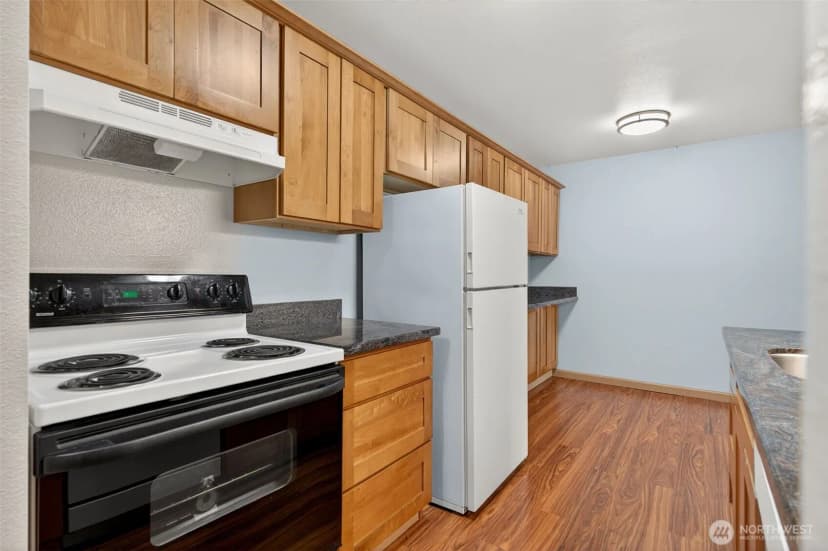 Property photo for 19428 Aurora Avenue N #131, Shoreline photo 9