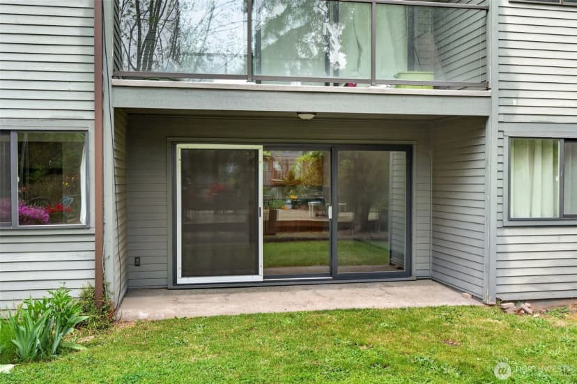 Property photo for 19428 Aurora Avenue N #131, Shoreline photo 19