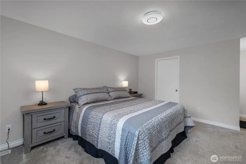 Property photo for 1323 Scarlet Oak Drive Se, Olympia photo 10
