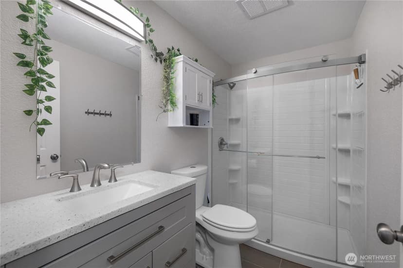Property photo for 1323 Scarlet Oak Drive Se, Olympia photo 15
