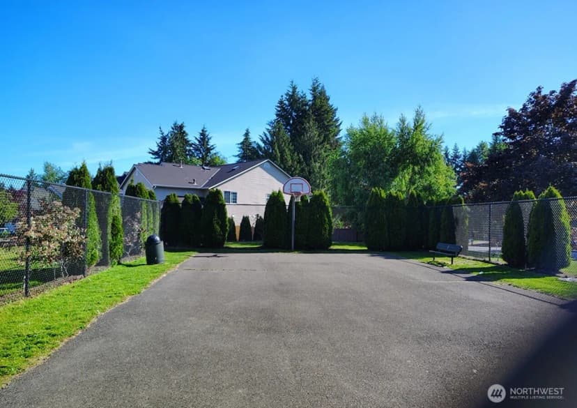Property photo for 5810 137th Place Se, Everett photo 28
