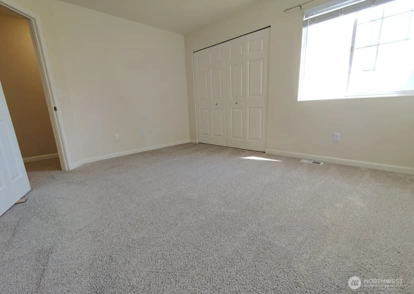 Property photo for 5810 137th Place Se, Everett photo 24