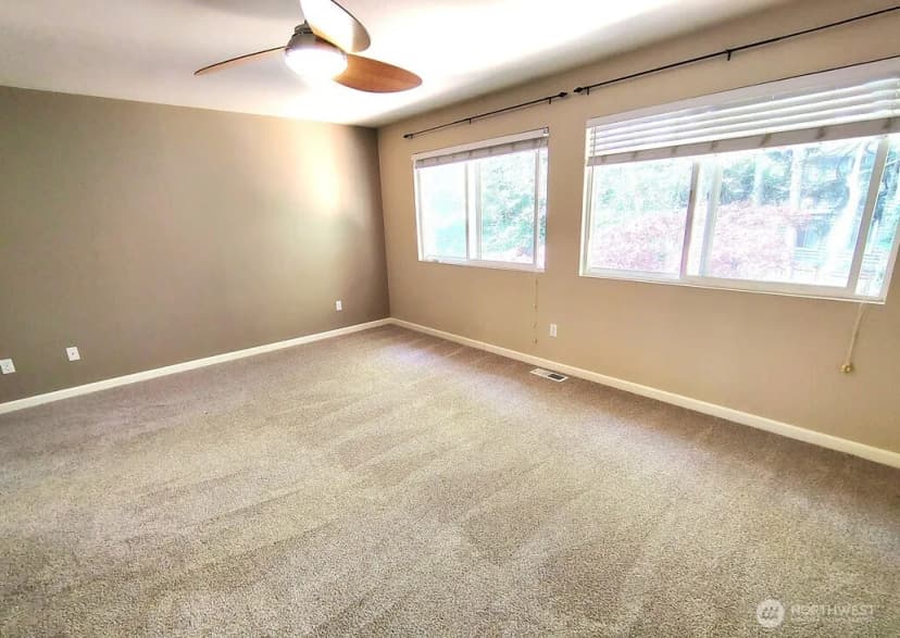 Property photo for 5810 137th Place Se, Everett photo 15