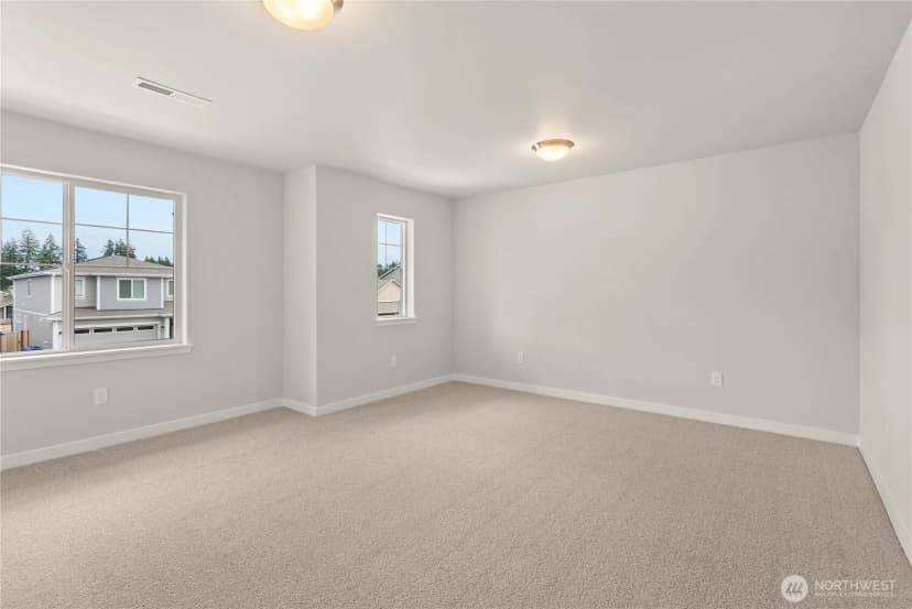 Property photo for 9011 Wyatt Court Se, Tumwater photo 23
