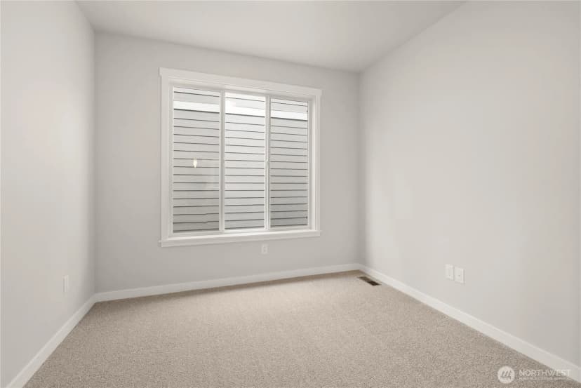 Property photo for 9011 Wyatt Court Se, Tumwater photo 14