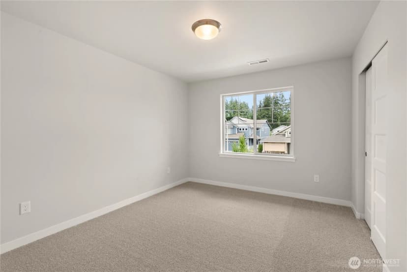Property photo for 9011 Wyatt Court Se, Tumwater photo 25