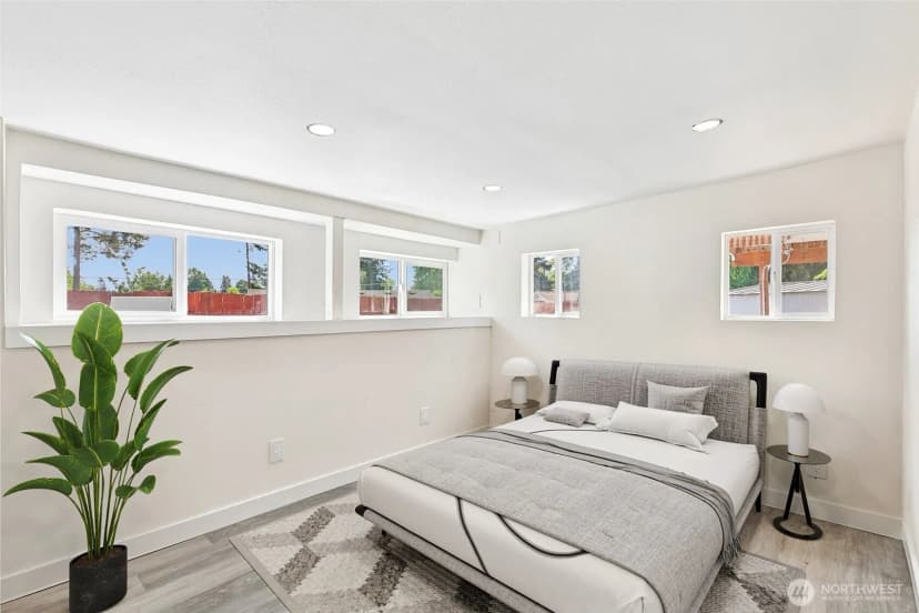Property photo for 3425 Ne 7th Place, Renton photo 14