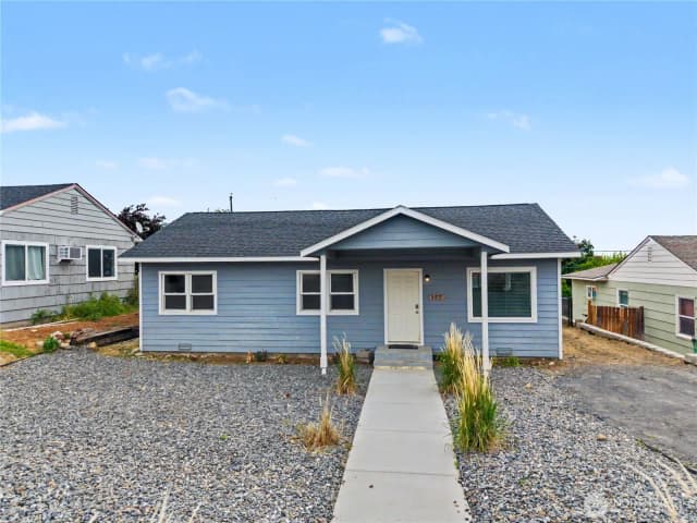 Property photo for 222 Mocliff Road, Ephrata