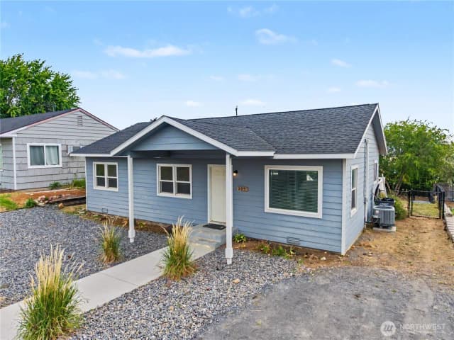 Property photo for 222 Mocliff Road, Ephrata photo 3