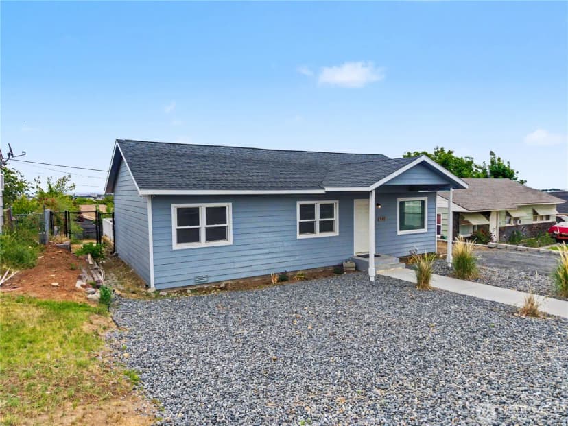 Property photo for 222 Mocliff Road, Ephrata photo 2