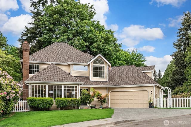 Property photo for 10336 Ne 201st Place, Bothell