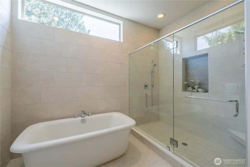 Property photo for 3034 Ne 89th, Seattle photo 25