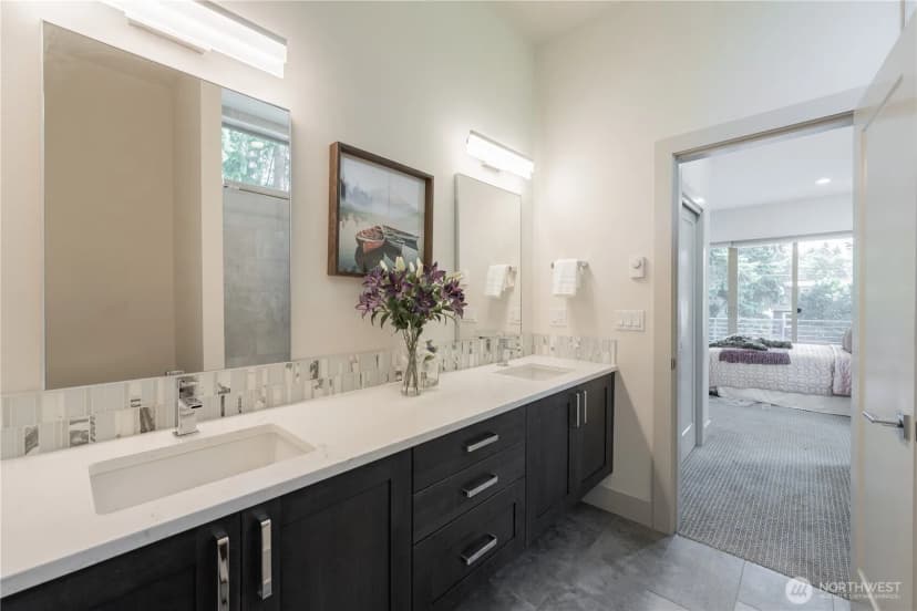 Property photo for 3034 Ne 89th, Seattle photo 29