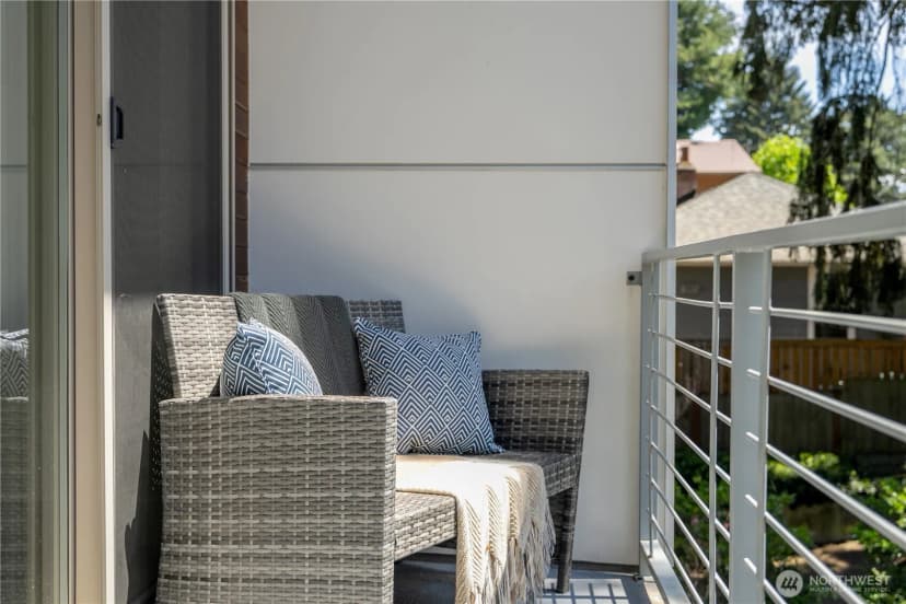 Property photo for 3034 Ne 89th, Seattle photo 28