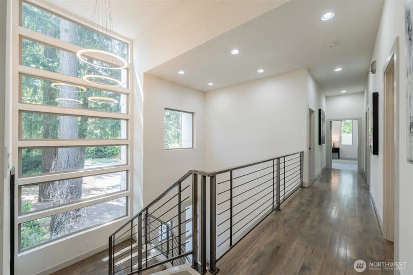 Property photo for 3034 Ne 89th, Seattle photo 18
