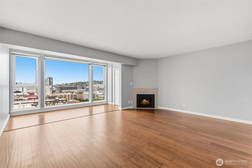 Property photo for 400 Melrose Avenue E #204, Seattle photo 3