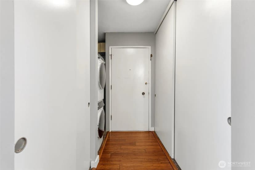 Property photo for 400 Melrose Avenue E #204, Seattle photo 21