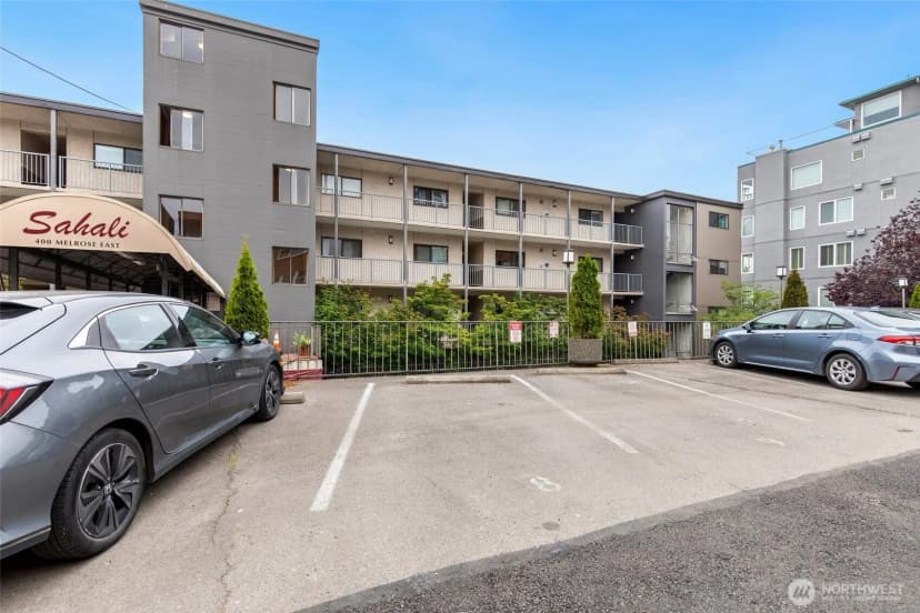 Property photo for 400 Melrose Avenue E #204, Seattle photo 28
