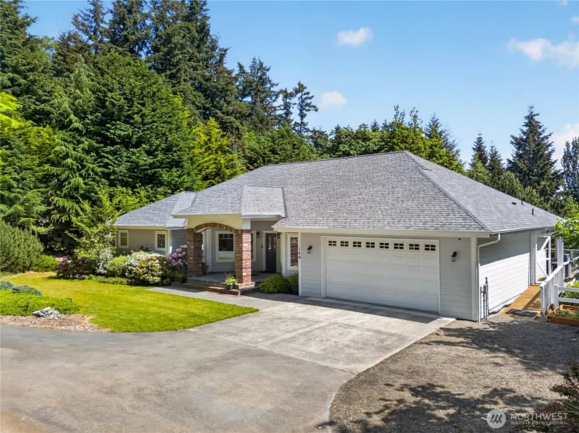 Property photo for 146 E Welcher Road, Coupeville photo 8
