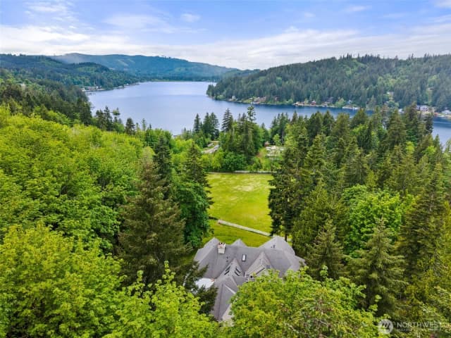 Property photo for 1410 Summit Lake Shore Road Nw, Olympia photo 3