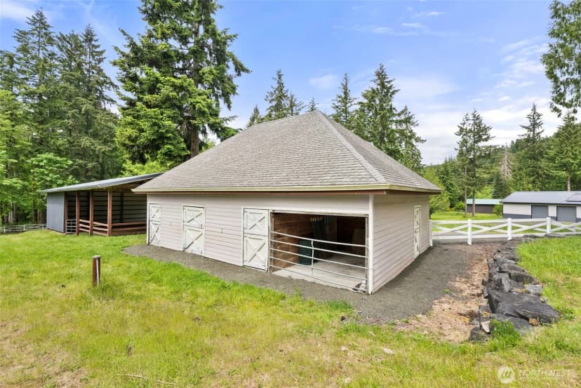 Property photo for 1410 Summit Lake Shore Road Nw, Olympia photo 37