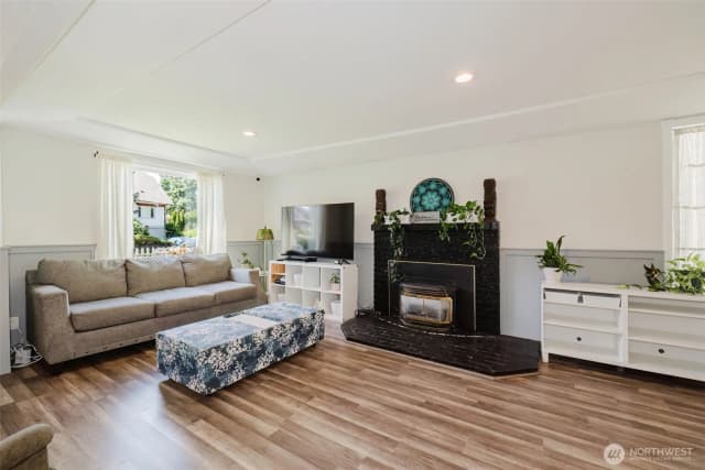 Property photo for 918 Ellinor Avenue, Shelton photo 4
