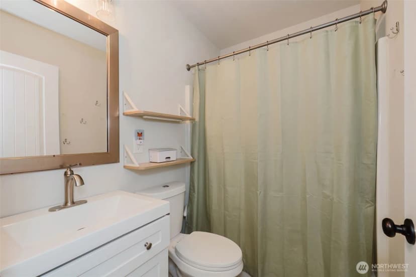 Property photo for 918 Ellinor Avenue, Shelton photo 18