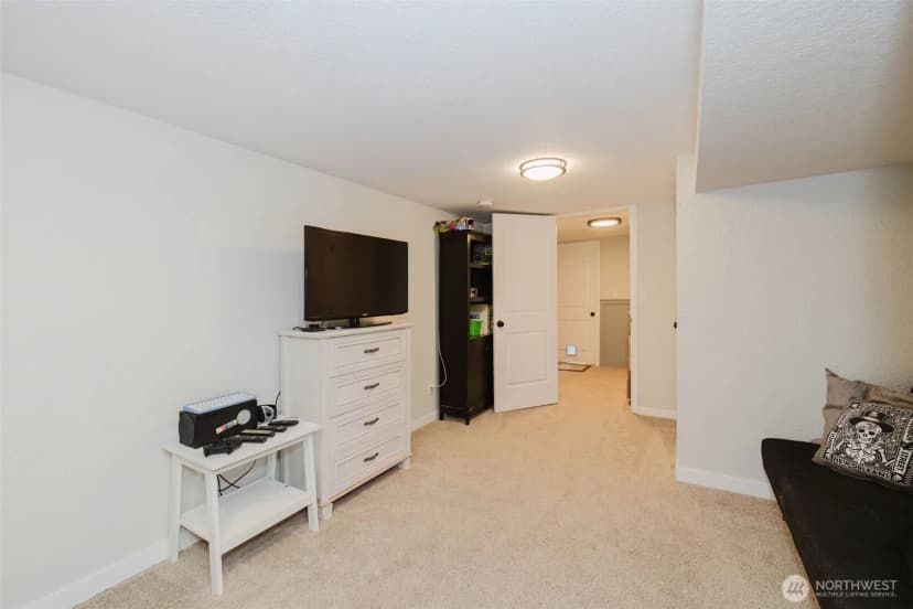 Property photo for 918 Ellinor Avenue, Shelton photo 23