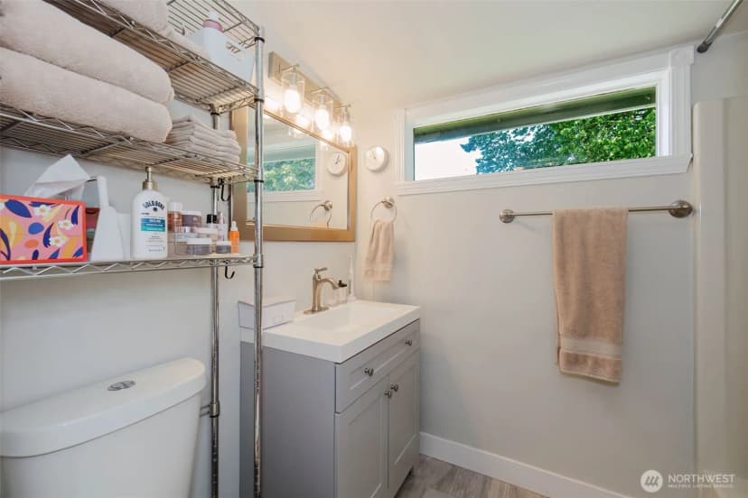 Property photo for 918 Ellinor Avenue, Shelton photo 16
