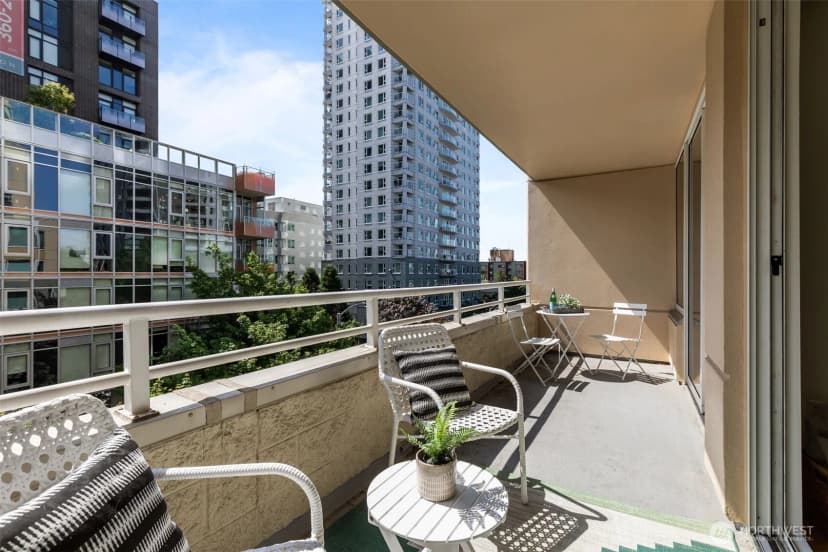 Property photo for 2600 2nd Ave #504, Seattle photo 20