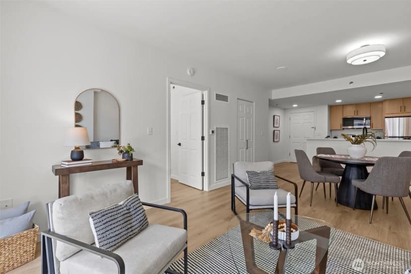 Property photo for 2600 2nd Ave #504, Seattle photo 6