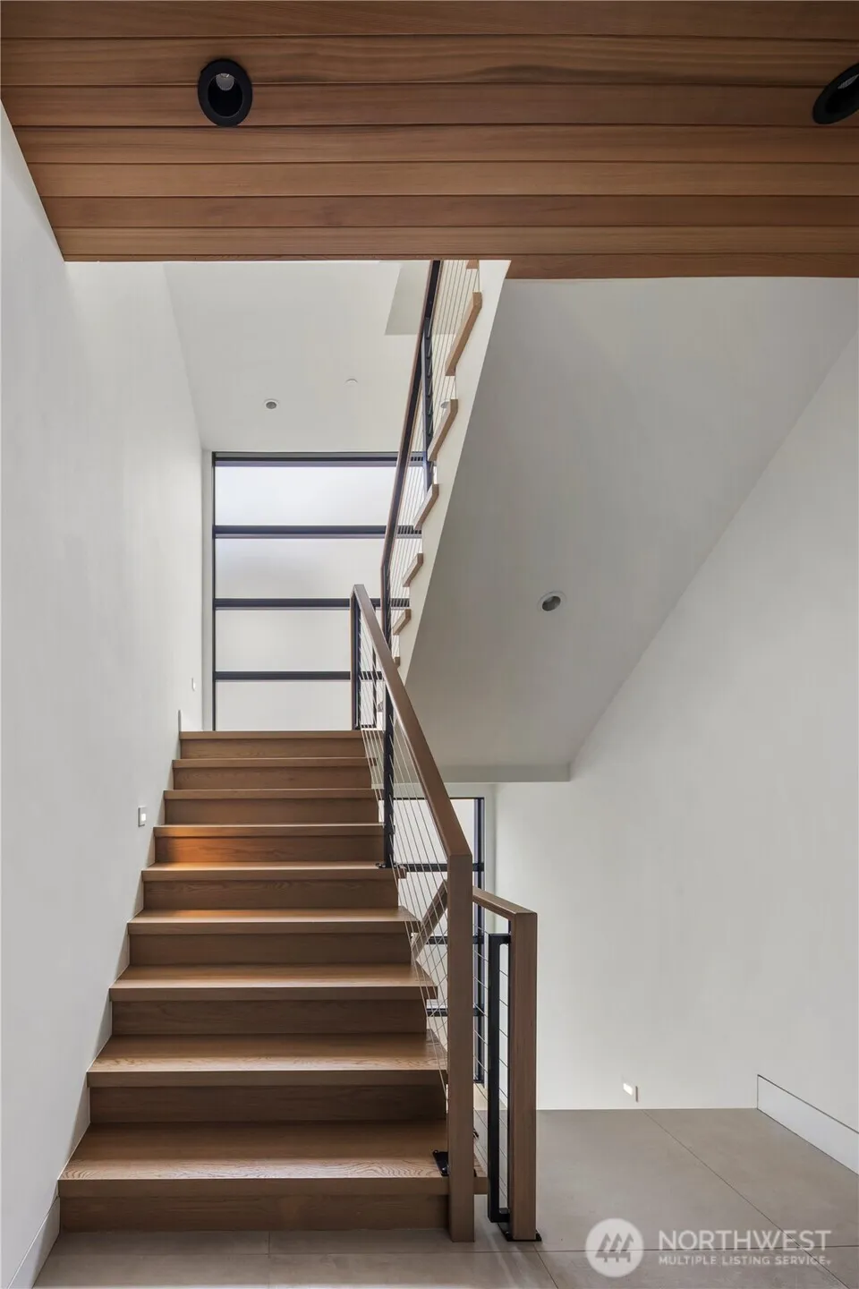 Property photo for 9810 Se Shoreland Drive, Bellevue photo 19