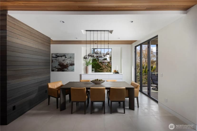 Property photo for 9810 Se Shoreland Drive, Bellevue photo 13