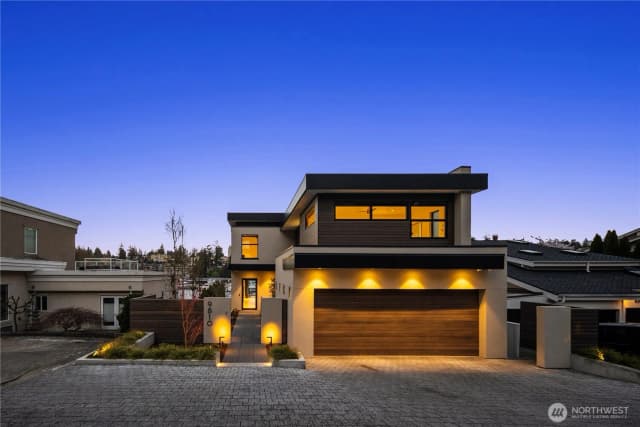 Property photo for 9810 Se Shoreland Drive, Bellevue photo 5