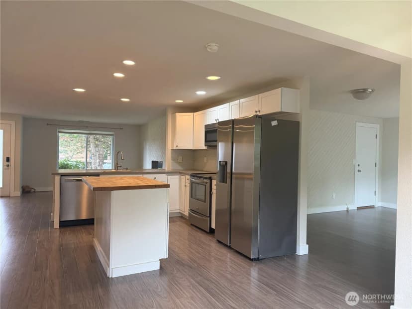 Property photo for 8820 Prentice Avenue, Gig Harbor photo 6