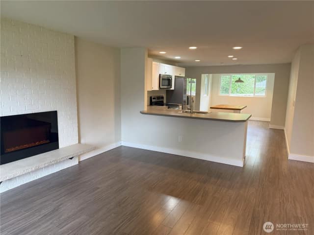 Property photo for 8820 Prentice Avenue, Gig Harbor photo 2