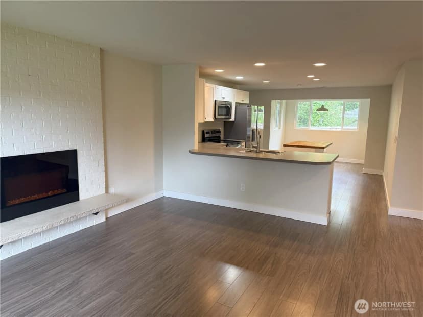 Property photo for 8820 Prentice Avenue, Gig Harbor photo 2