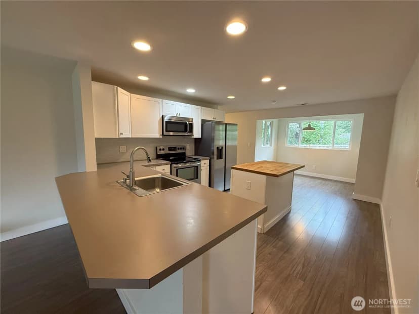 Property photo for 8820 Prentice Avenue, Gig Harbor photo 3