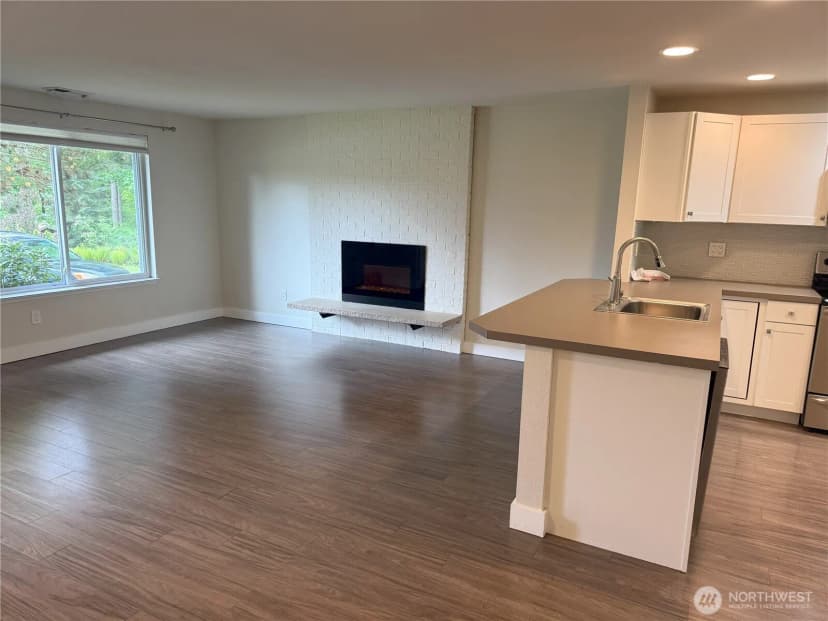 Property photo for 8820 Prentice Avenue, Gig Harbor photo 4