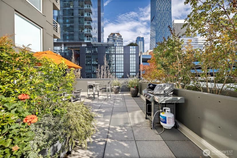 Property photo for 1415 2nd Avenue #1404, Seattle photo 25