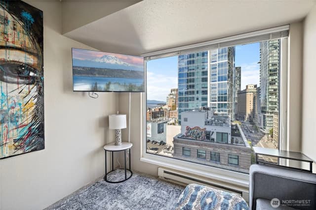 Property photo for 1415 2nd Avenue #1404, Seattle photo 5