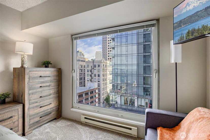 Property photo for 1415 2nd Avenue #1404, Seattle photo 17