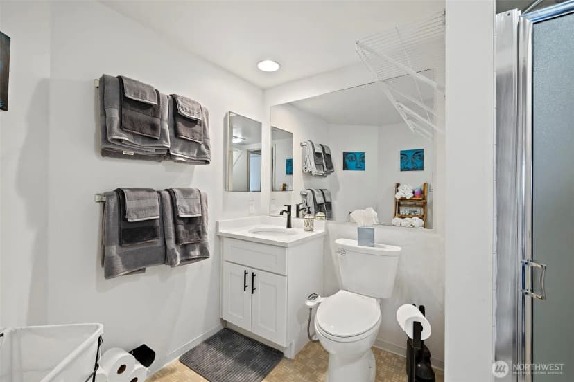 Property photo for 1415 2nd Avenue #1404, Seattle photo 21