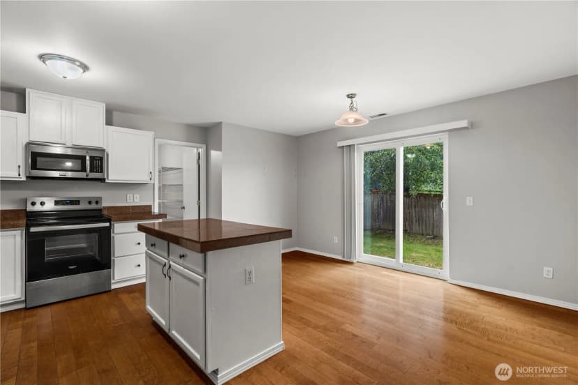 Property photo for 8422 175th Street Ct E, Puyallup photo 12